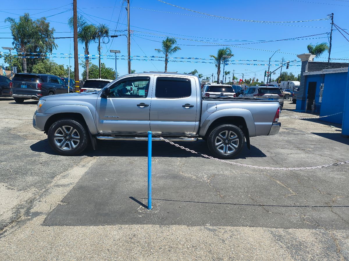 Vehicle image 7 of 29