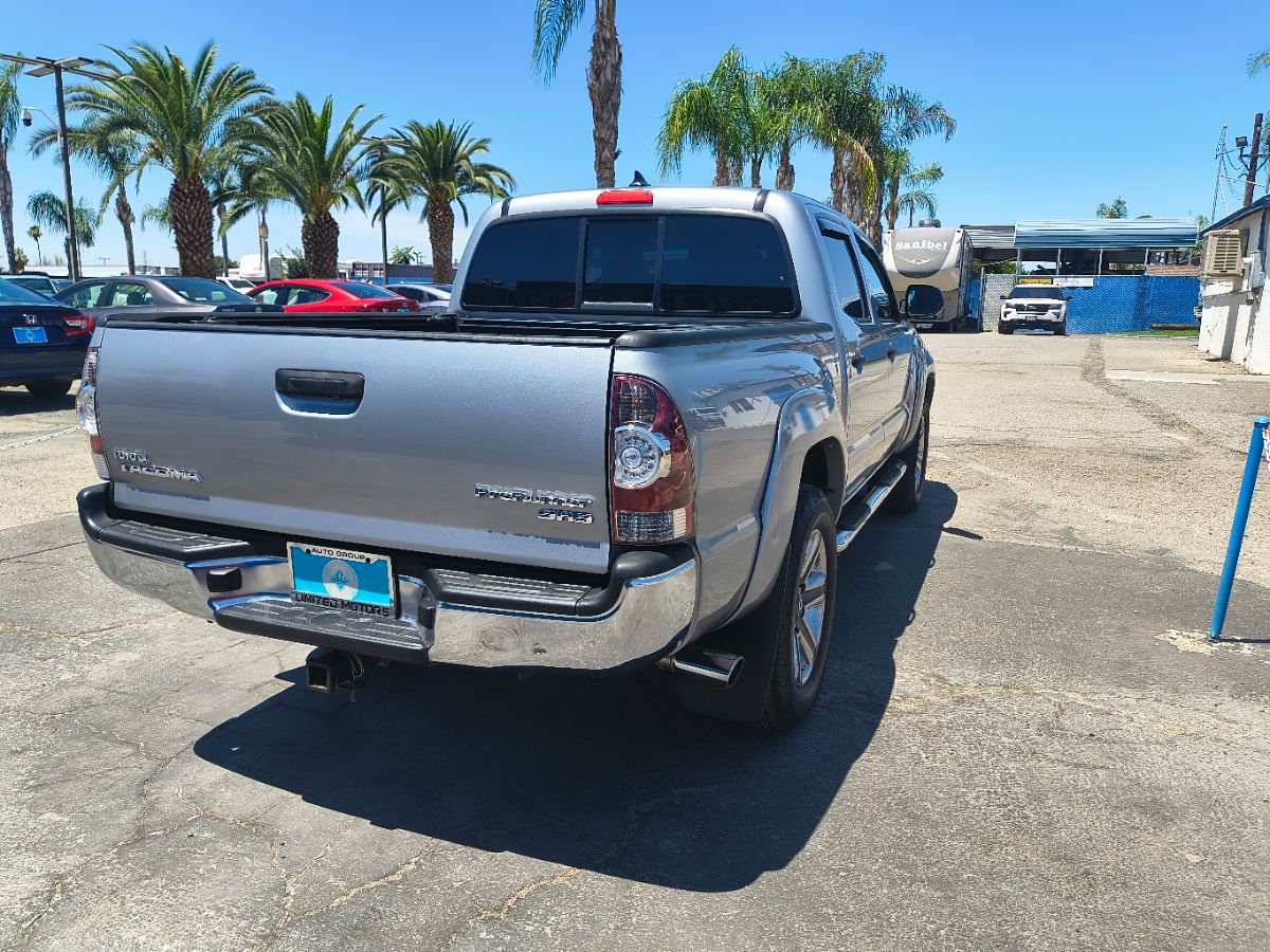 Vehicle image 4 of 29