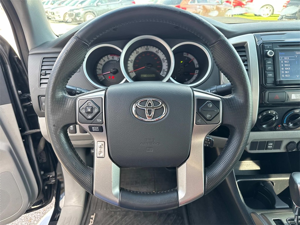 Vehicle image 20 of 26