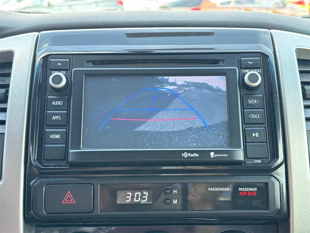 Vehicle image 25 of 26