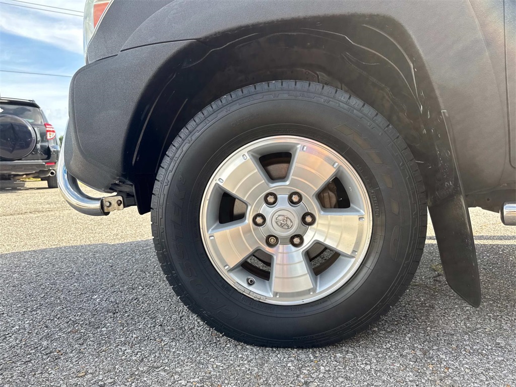 Vehicle image 6 of 26