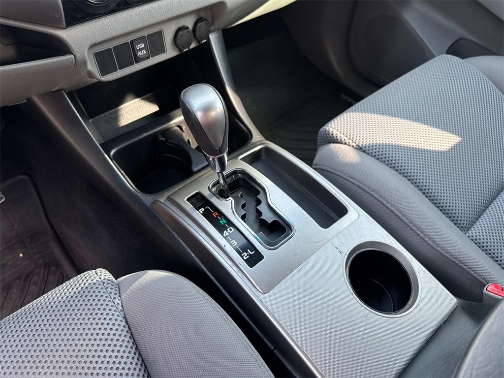 Vehicle image 24 of 26