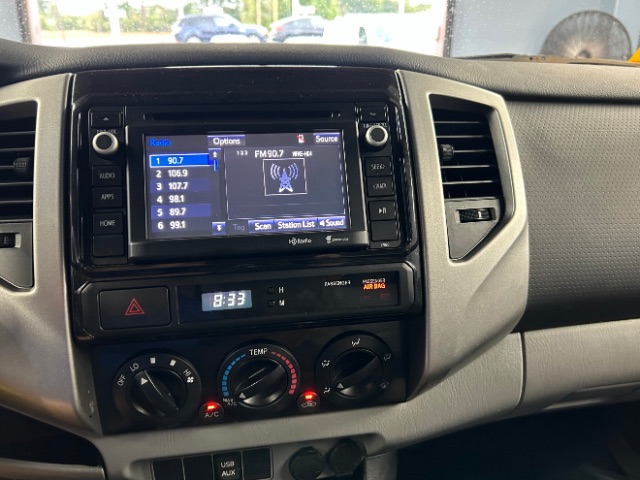 Vehicle image 9 of 20