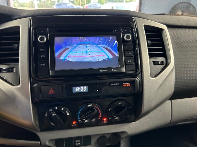Vehicle image 10 of 20