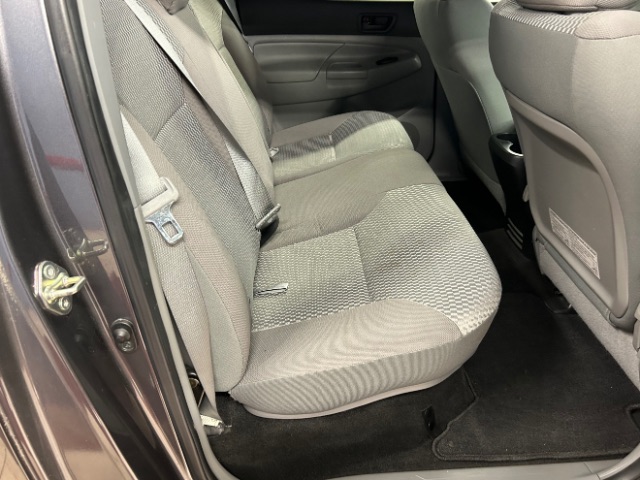 Vehicle image 15 of 20