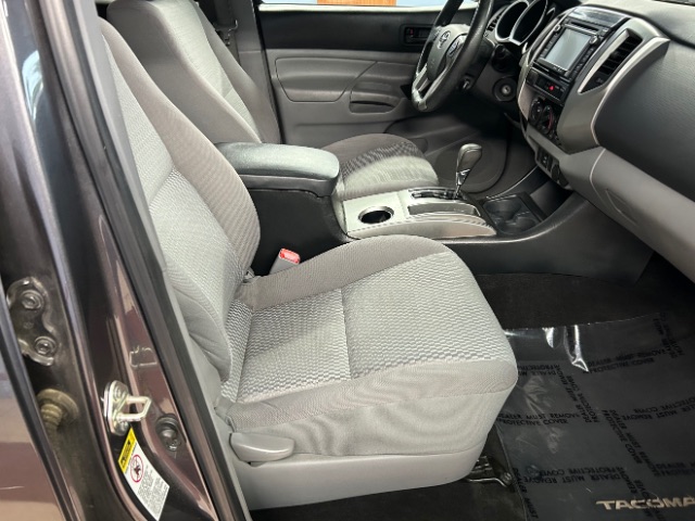 Vehicle image 14 of 20