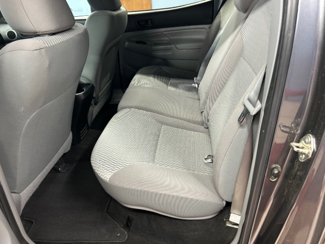 Vehicle image 16 of 20