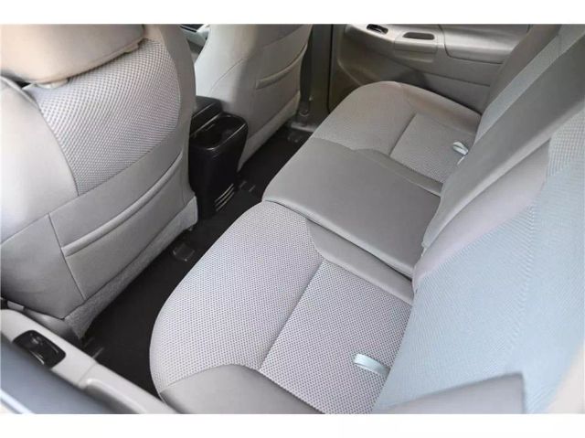 Vehicle image 20 of 44