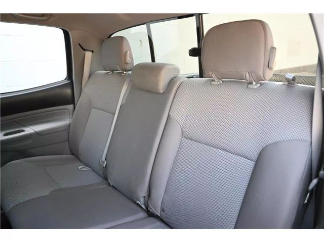 Vehicle image 19 of 44