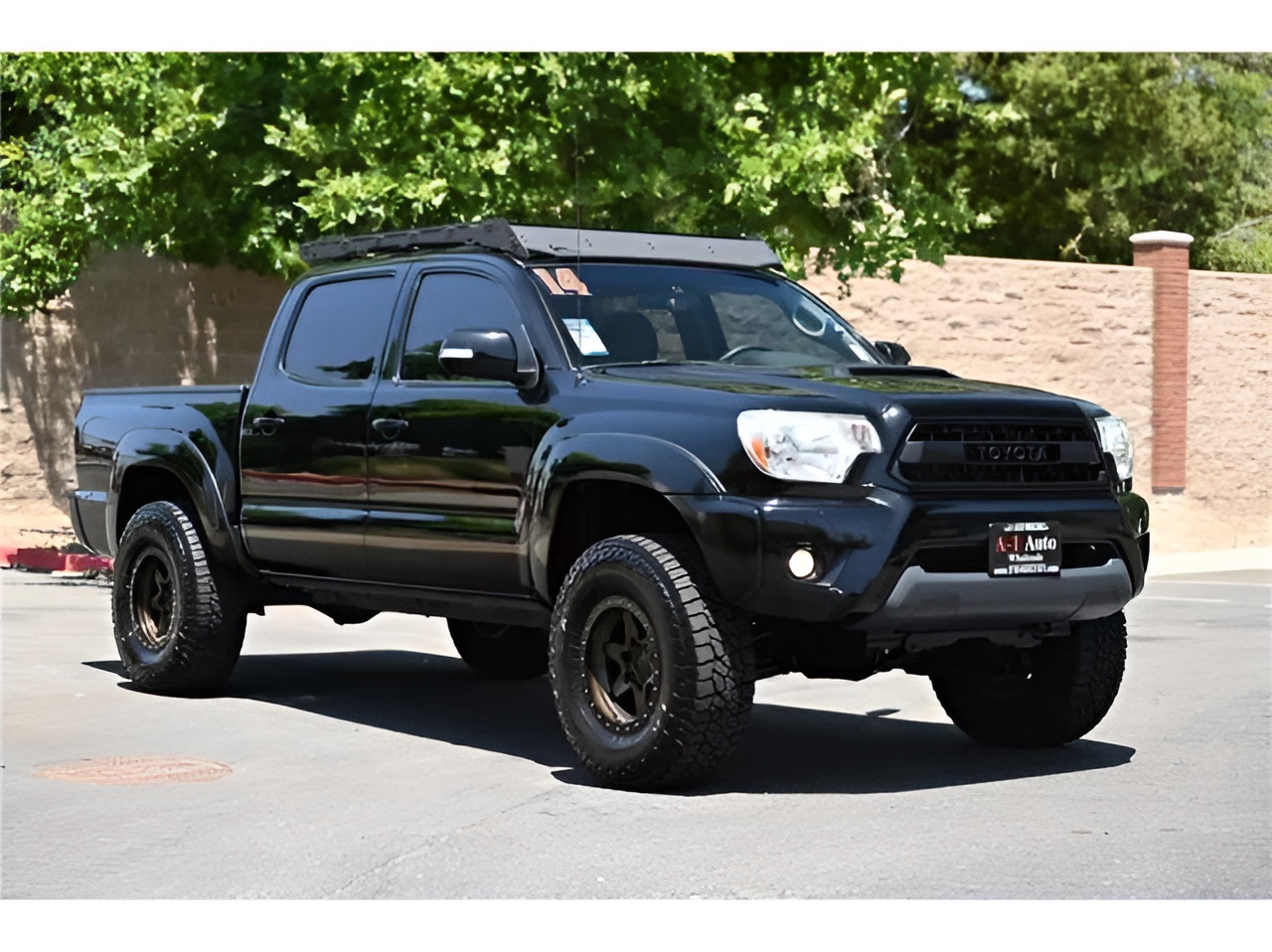 Vehicle image 39 of 44