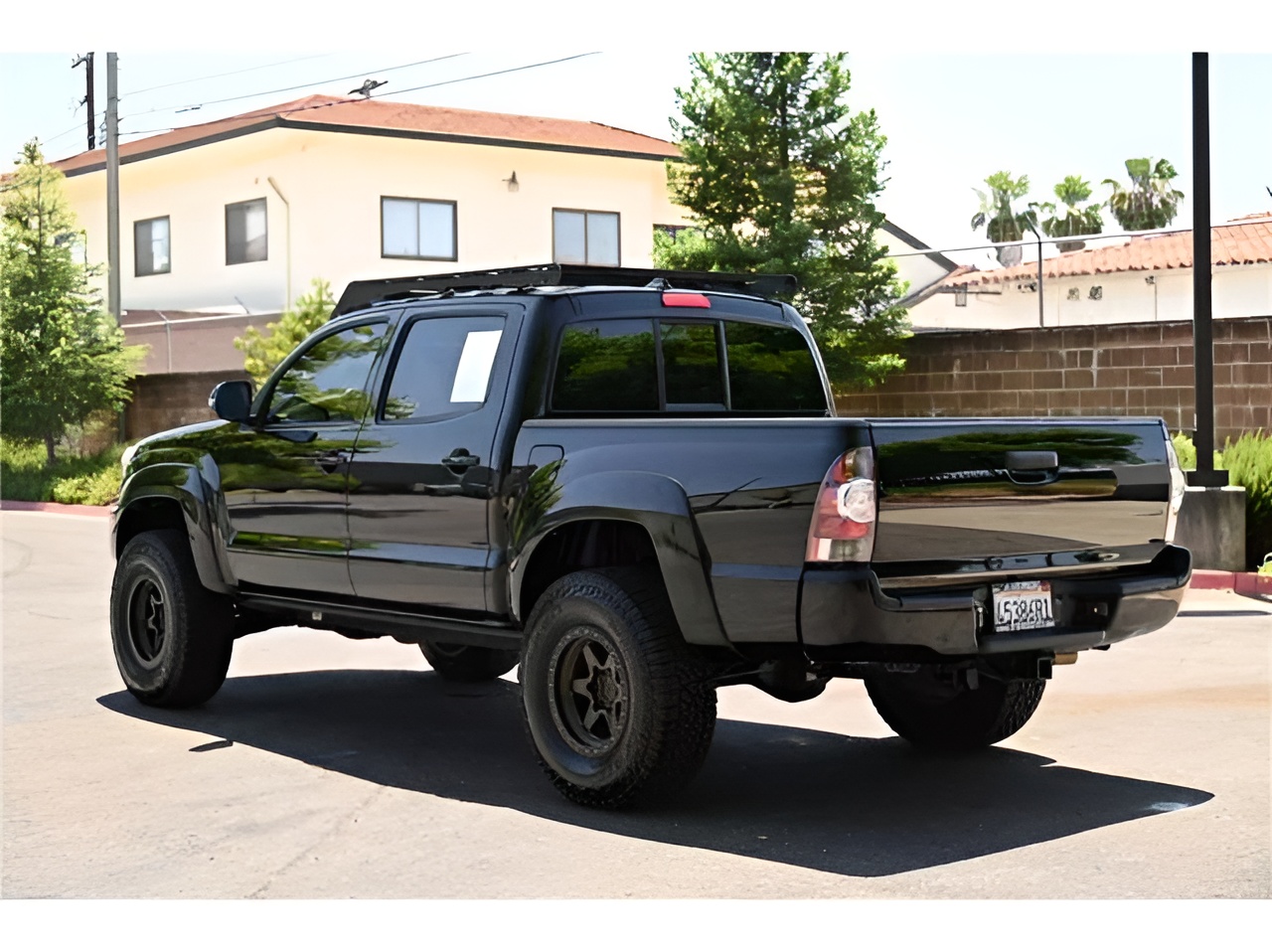 Vehicle image 43 of 44