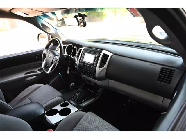 Vehicle image 15 of 44