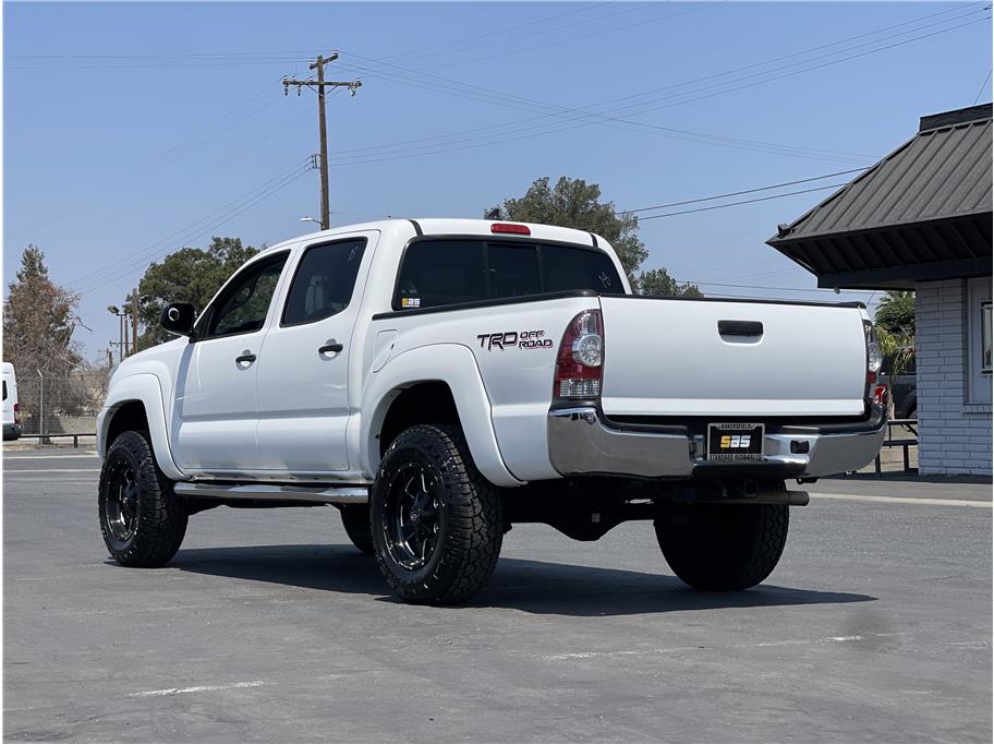 Vehicle image 7 of 18