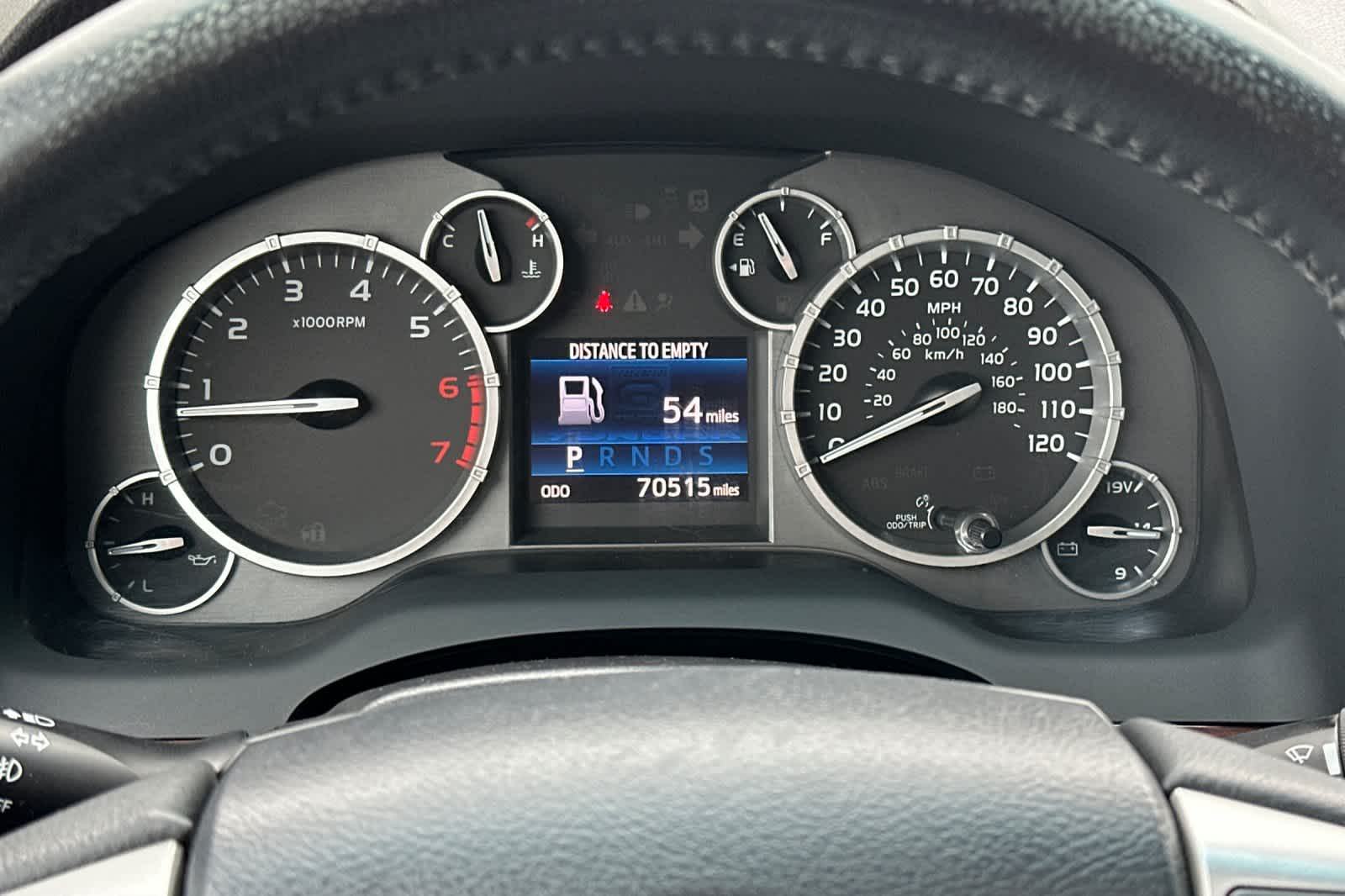 Vehicle image 24 of 28