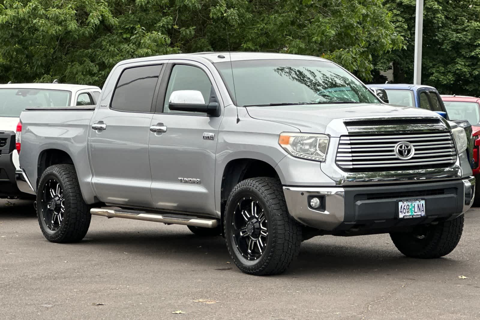 Vehicle image 3 of 28