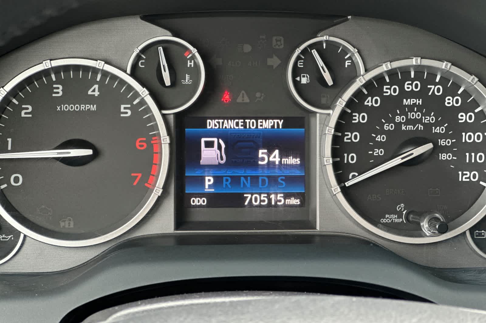 Vehicle image 25 of 28