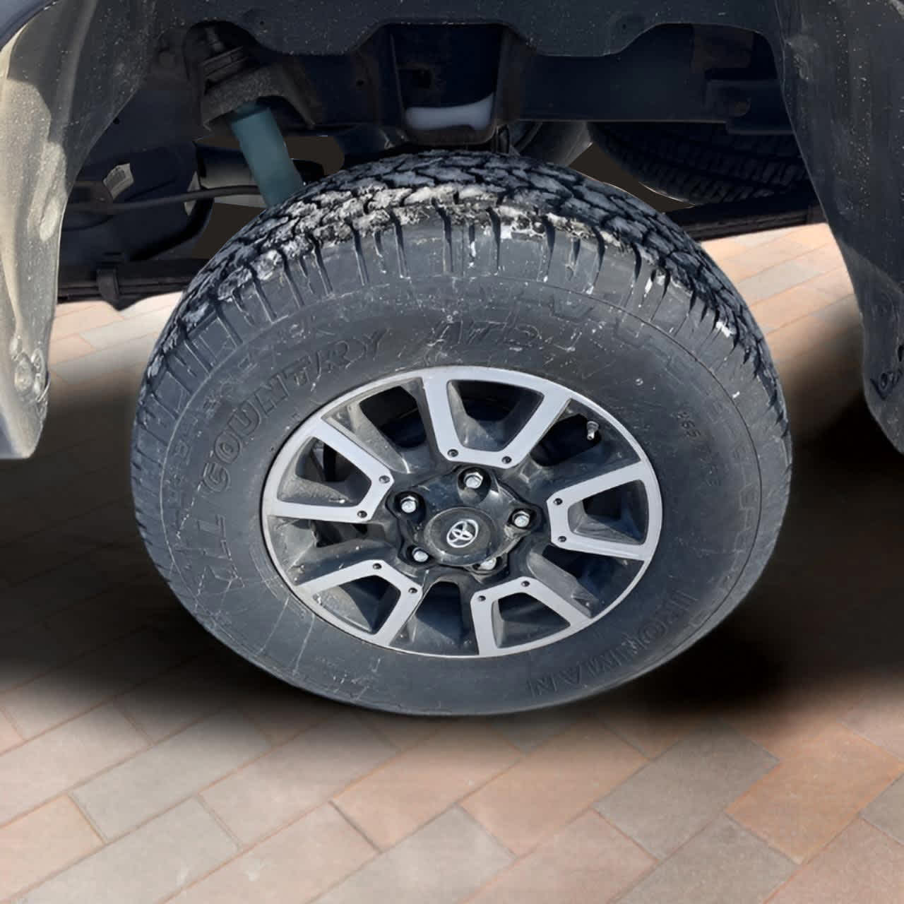 Vehicle image 12 of 24