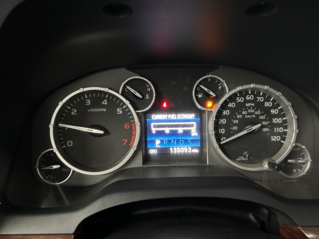 Vehicle image 7 of 22