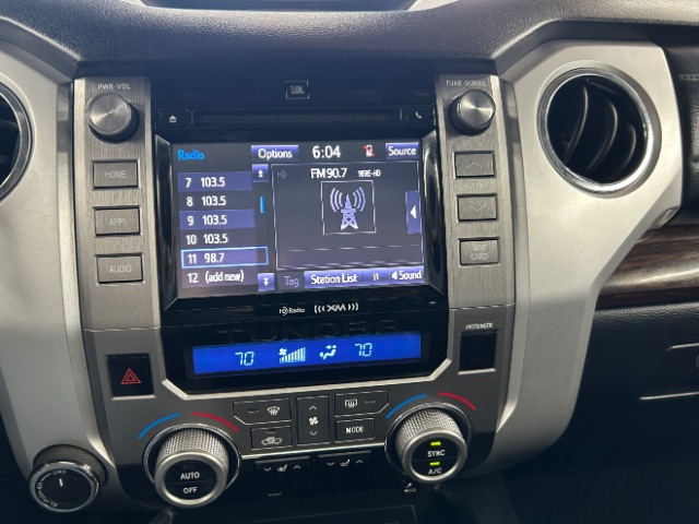 Vehicle image 9 of 22