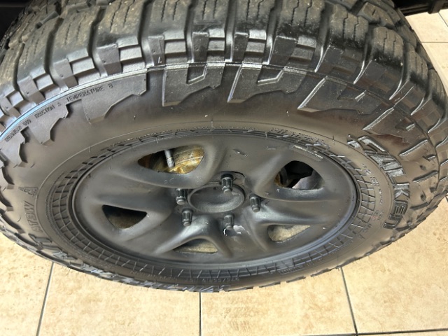 Vehicle image 19 of 22