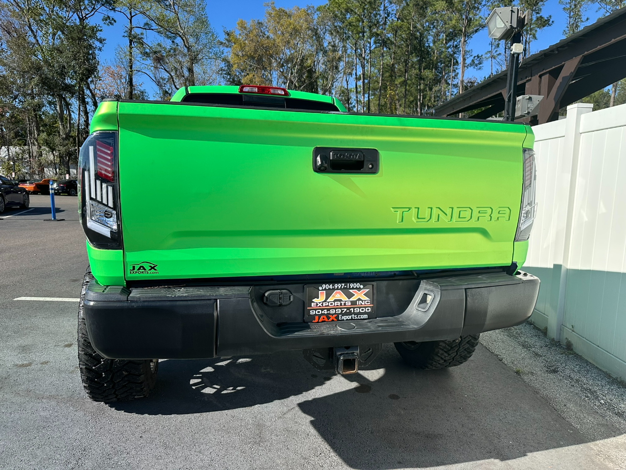 Vehicle image 7 of 39
