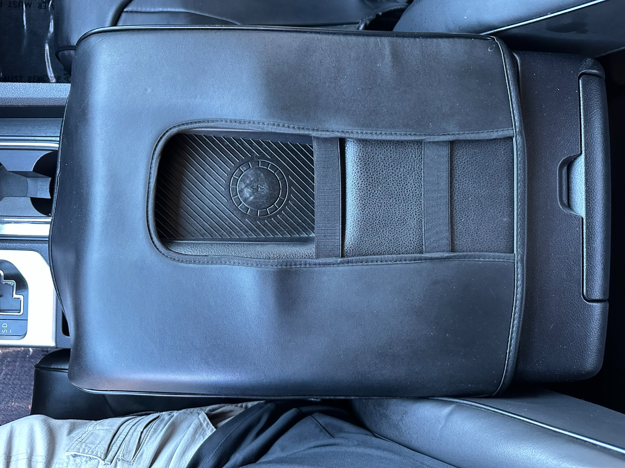 Vehicle image 36 of 39