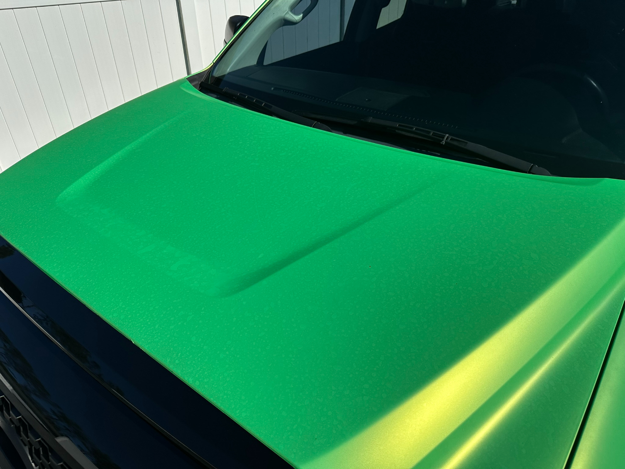 Vehicle image 16 of 39