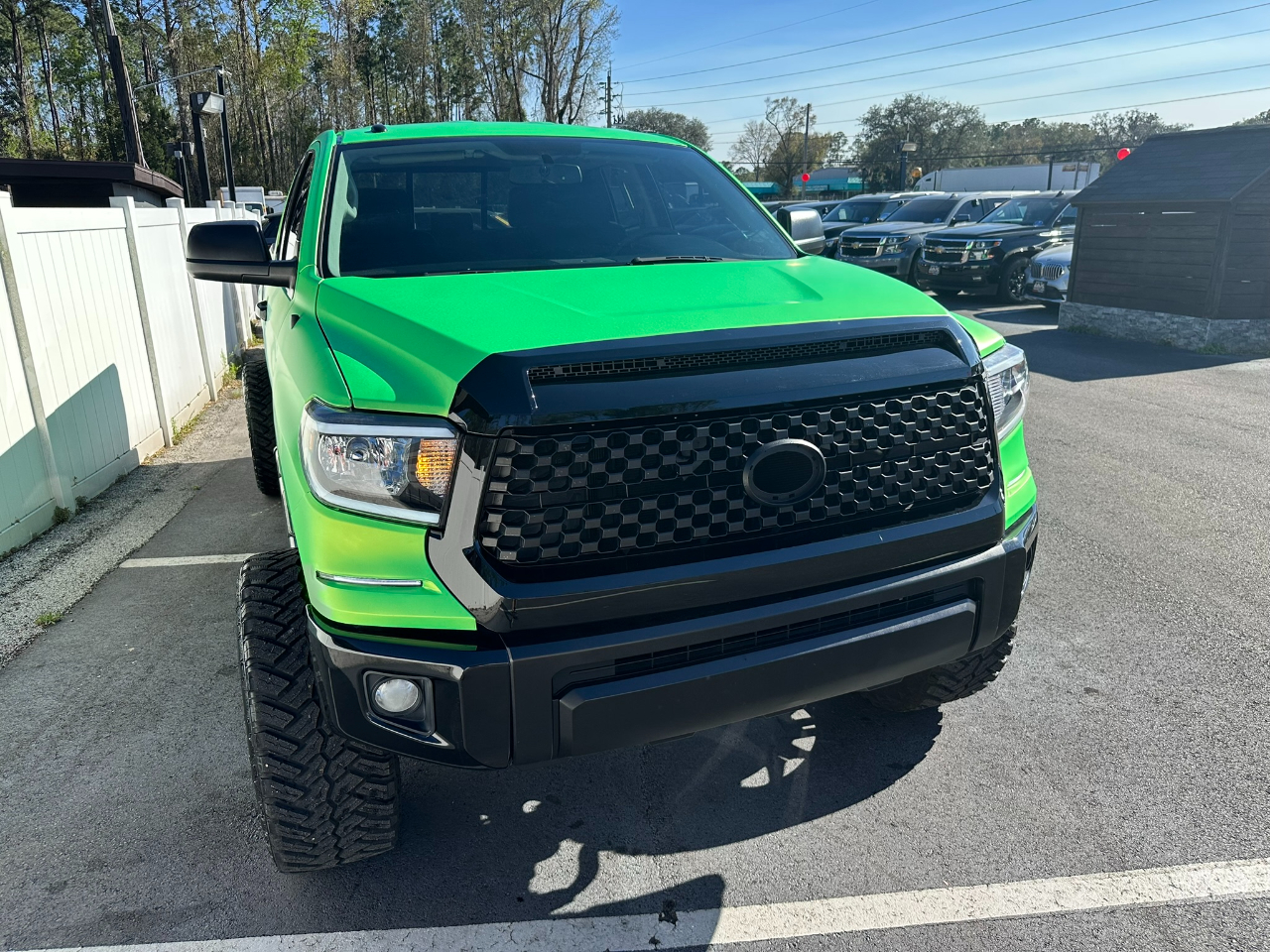 Vehicle image 4 of 39