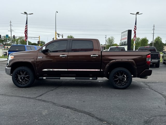 Vehicle image 8 of 33