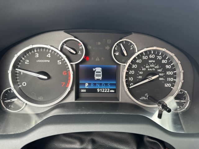 Vehicle image 18 of 33