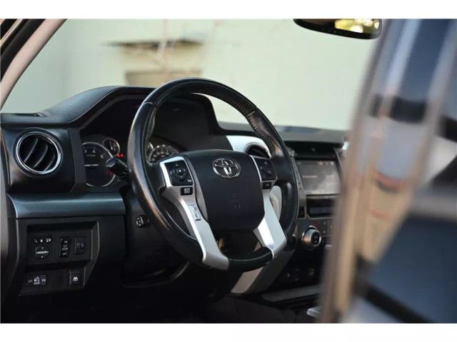 Vehicle image 29 of 36