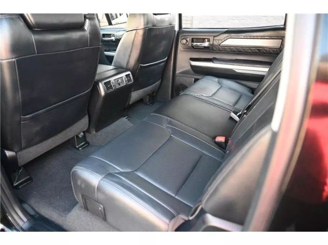 Vehicle image 20 of 36