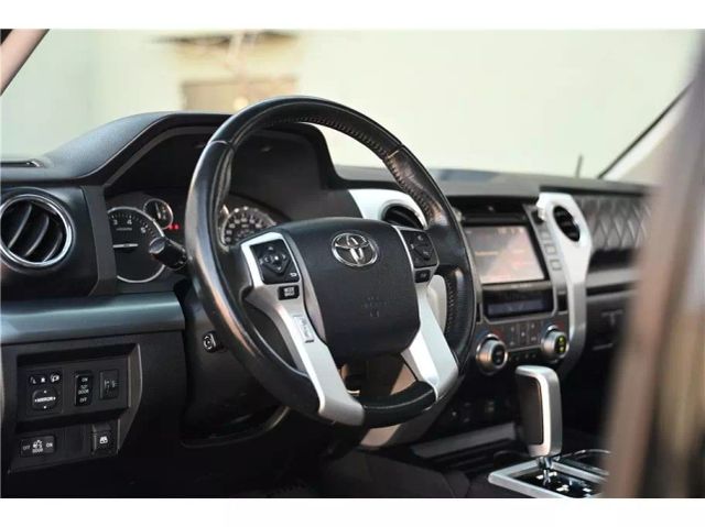 Vehicle image 26 of 36