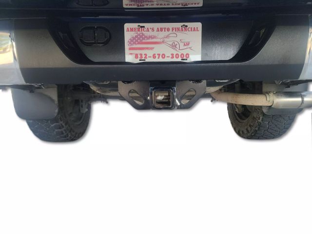 Vehicle image 33 of 50