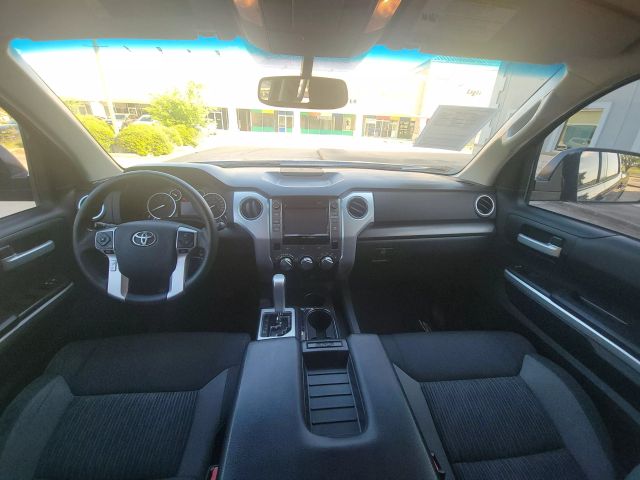 Vehicle image 22 of 50