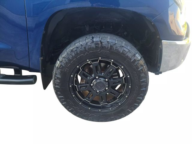 Vehicle image 36 of 50