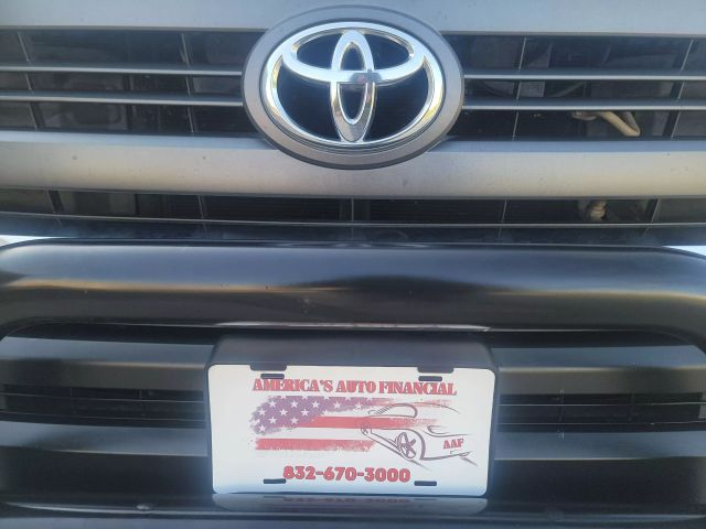 Vehicle image 48 of 50