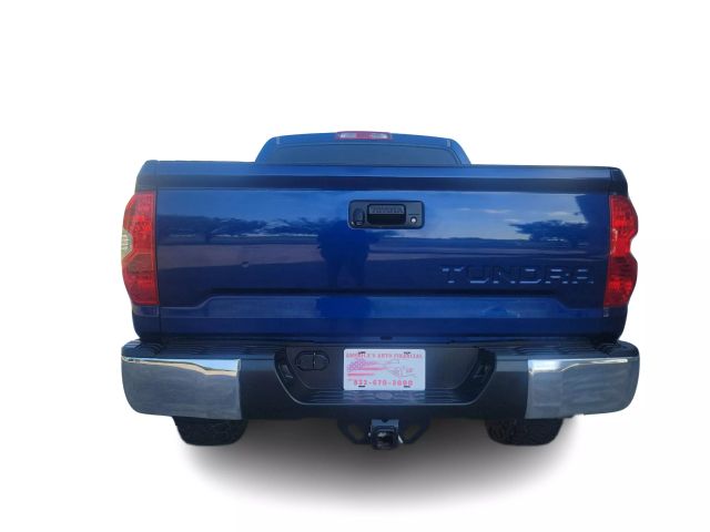 Vehicle image 17 of 50