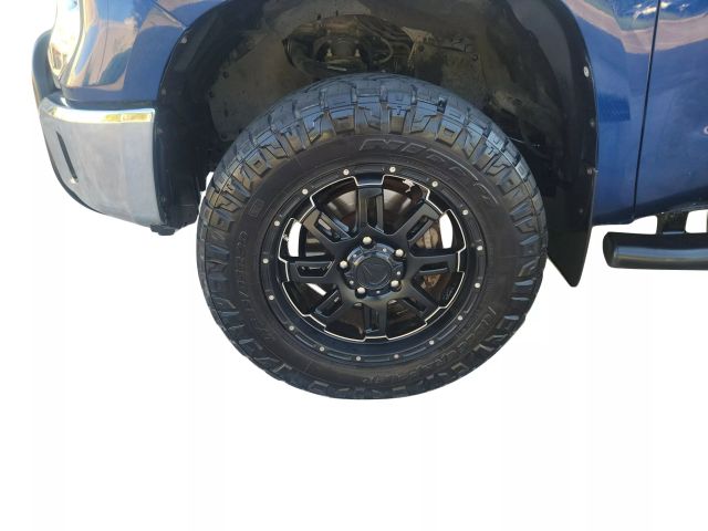 Vehicle image 39 of 50