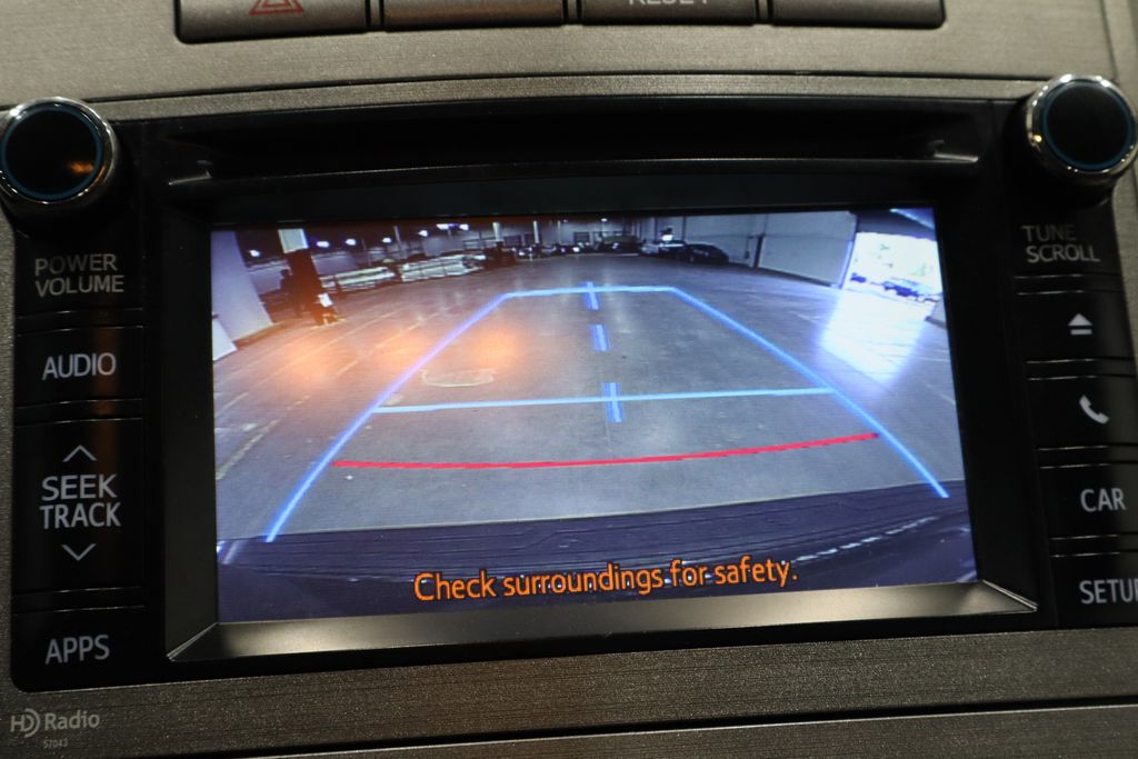 Vehicle image 9 of 38