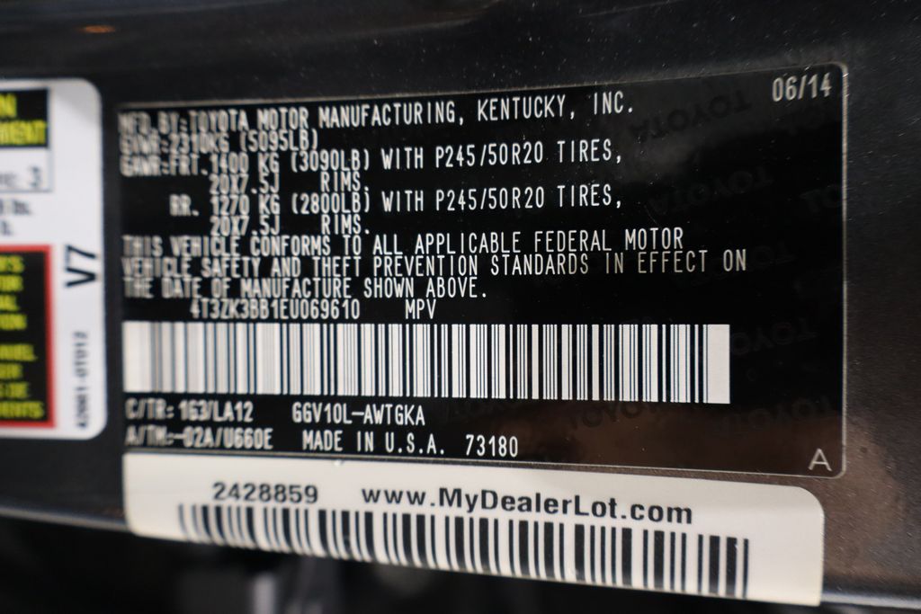 Vehicle image 18 of 38