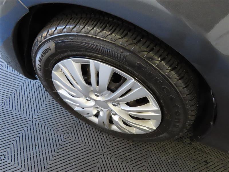 Vehicle image 9 of 26