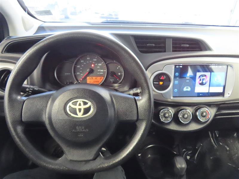 Vehicle image 19 of 26