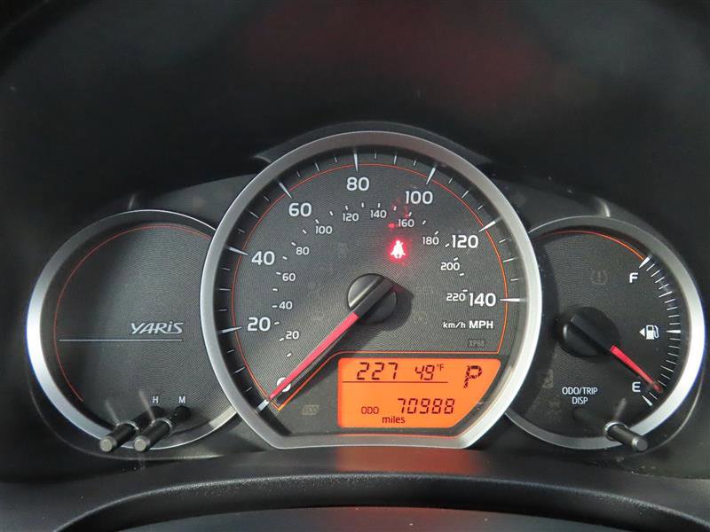 Vehicle image 18 of 26