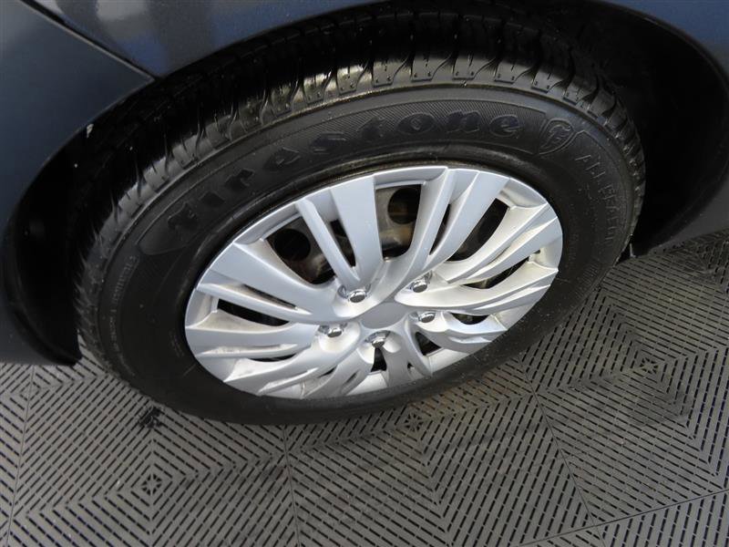 Vehicle image 11 of 26