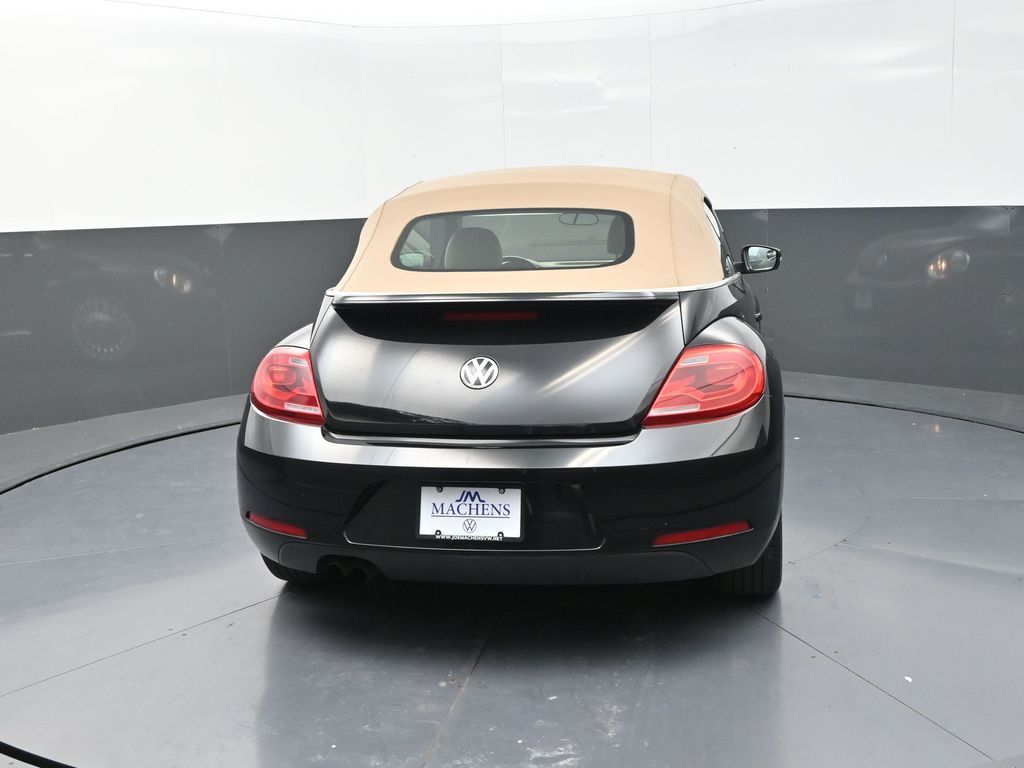 2014 Volkswagen Beetle 1.8T Image 20 of 44
