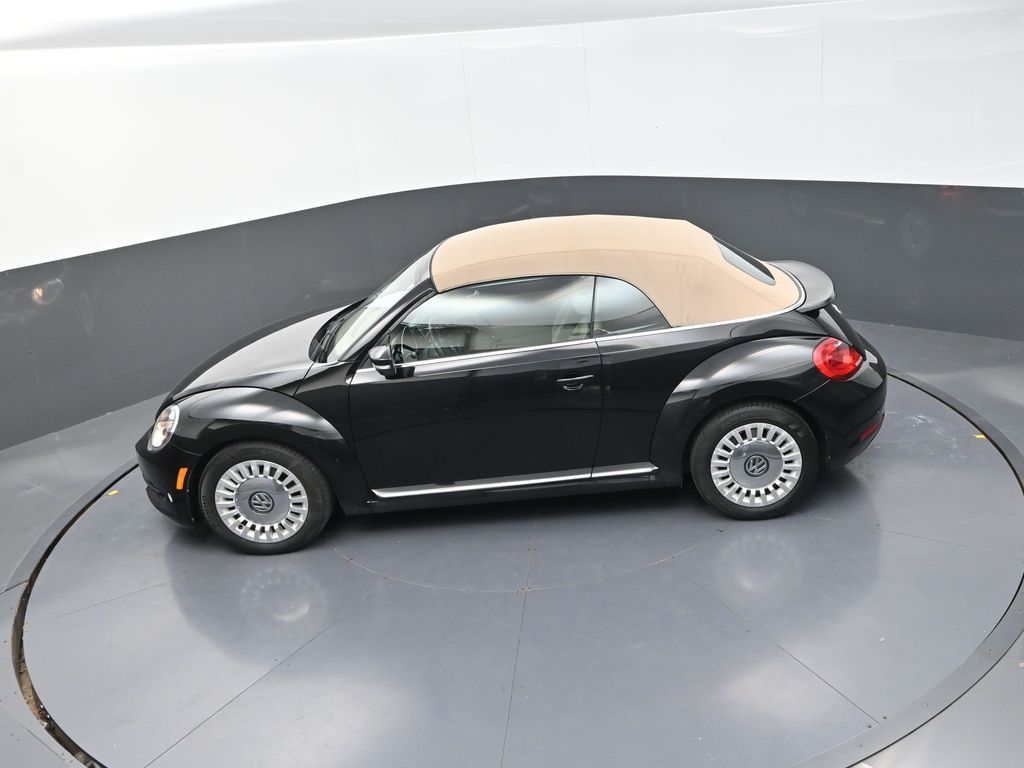 2014 Volkswagen Beetle 1.8T Image 29 of 44