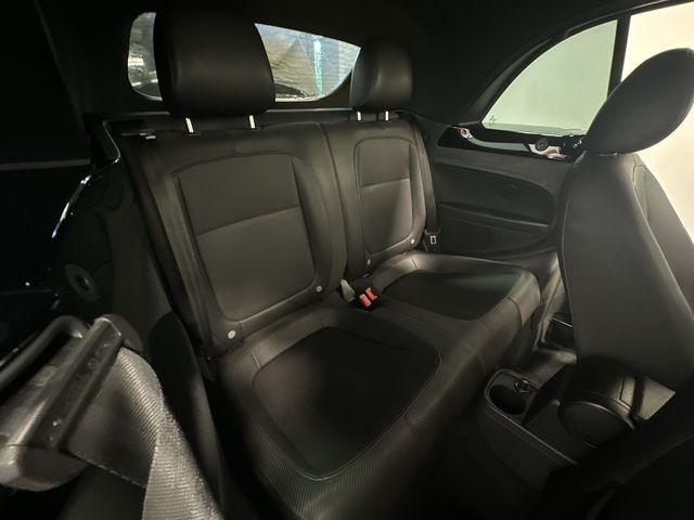 Vehicle image 19 of 35