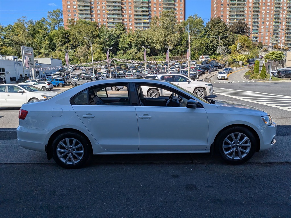 2014 Volkswagen Jetta SE Image 5 of 27
