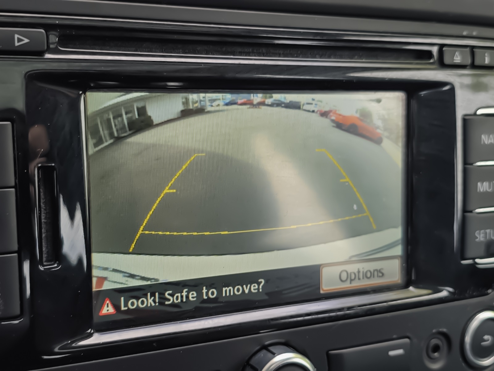 Vehicle image 18 of 27